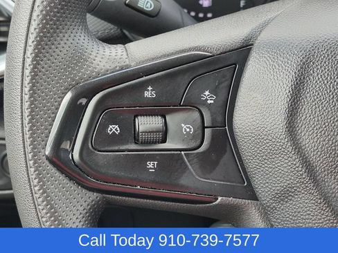 Used 2023 Chevrolet TrailBlazer LT FWD image 19