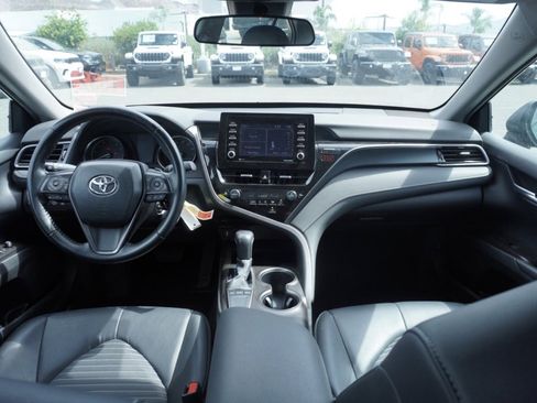 Used 2023 Toyota Camry SE image 22