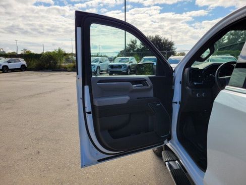 Certified 2022 GMC Sierra 1500 SLT image 13