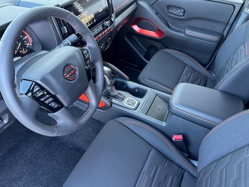 New 2026 Nissan Frontier PRO-4X w/ Pro-4x Convenience Package image 7