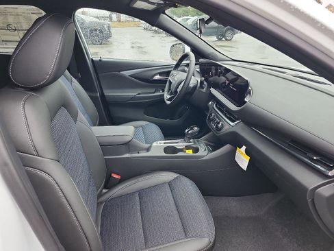 Used 2026 Buick Envista Preferred w/ Convenience I Package FWD image 6