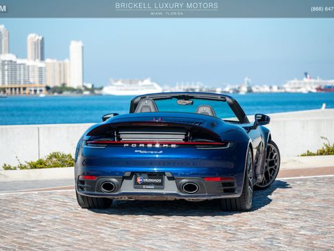 Used 2020 Porsche 911 Carrera S image 15