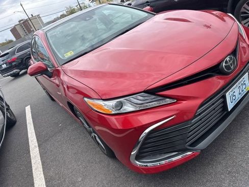 Used 2023 Toyota Camry XLE w/ Cold Weather Package AWD/4WD image 1