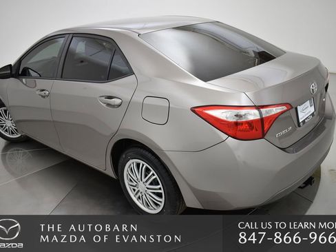 Used 2015 Toyota Corolla L image 8