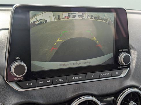 Used 2022 Nissan Sentra SV image 17