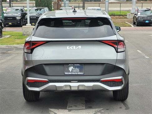 Used 2024 Kia Sportage LX image 6