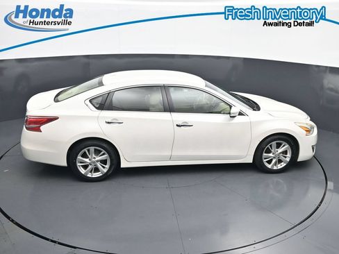 Used 2013 Nissan Altima 2.5 SL FWD image 25