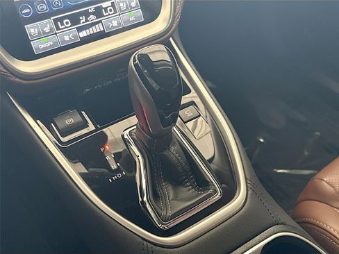 Used 2024 Subaru Outback Touring image 17