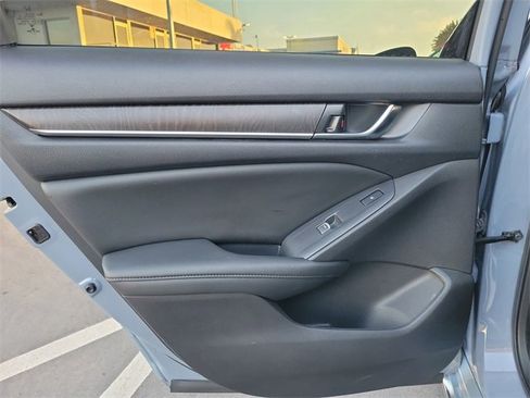 Certified 2021 Honda Accord Touring image 16