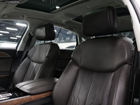 Used 2019 Audi A8 L 3.0T image 11