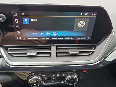 New 2026 Chevrolet Trax RS w/ Driver Confidence Package FWD image 12