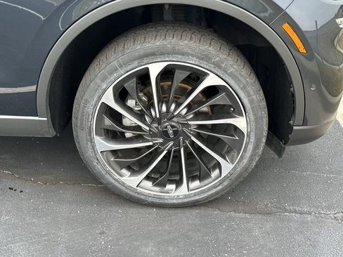 Used 2022 Lincoln Aviator Reserve w/ Equipment Group 201A image 13