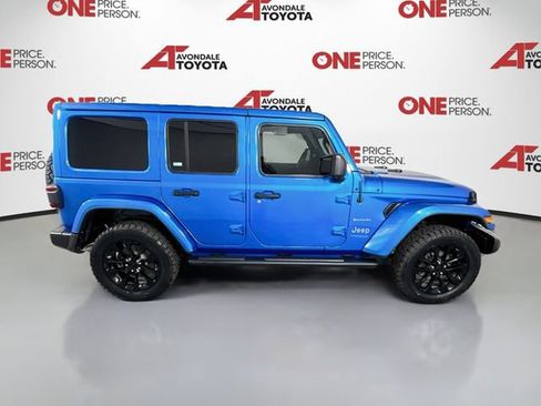 Used 2021 Jeep Wrangler Unlimited Sahara w/ Cold Weather Group AWD/4WD image 8