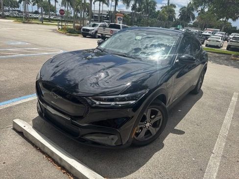 Used 2022 Ford Mustang Mach-E Select image 2