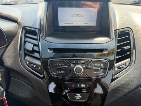 Used 2019 Ford Fiesta SE w/ Equipment Group 201A image 19