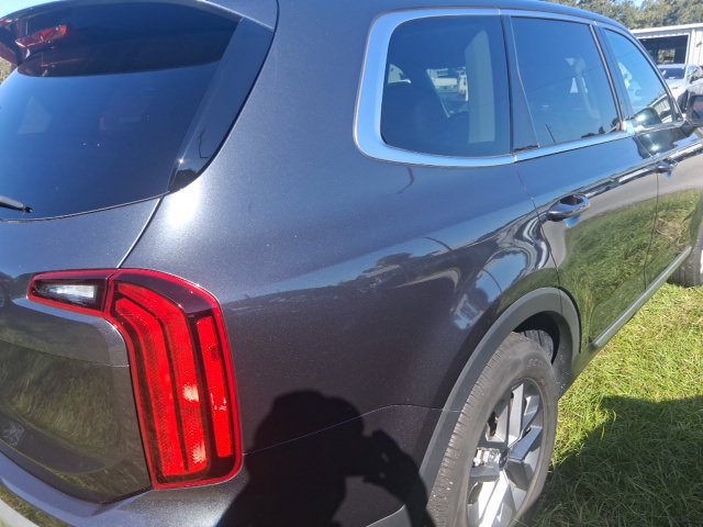Used 2024 Kia Telluride LX FWD image 19