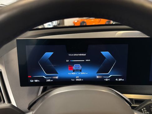 Used 2025 BMW iX xDrive50 w/ Premium Package image 36