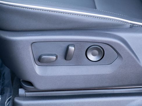 New 2026 Chevrolet Suburban Premier AWD/4WD image 12