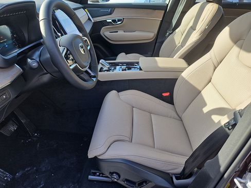 New 2026 Volvo XC90 T8 Ultra w/ Protection Package image 21