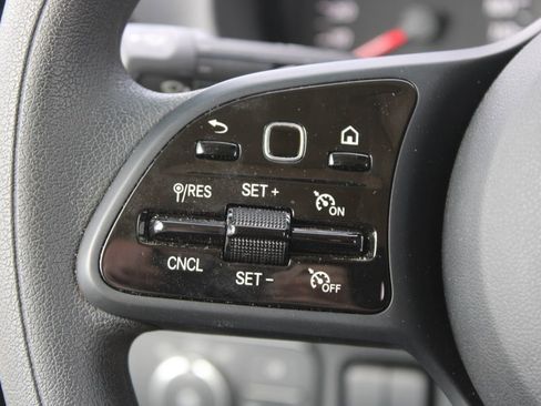Used 2021 Mercedes-Benz Sprinter 3500 image 40
