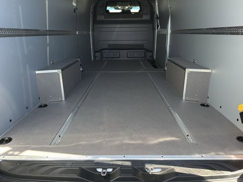 New 2025 Mercedes-Benz Sprinter 2500 image 10