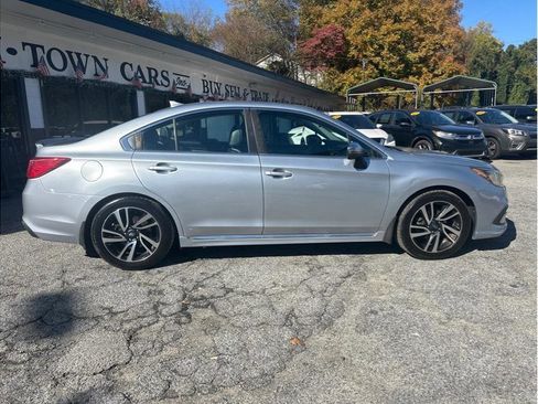 Used 2018 Subaru Legacy 2.5i Sport image 5