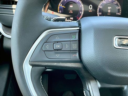 New 2026 Jeep Grand Cherokee Altitude AWD/4WD image 22