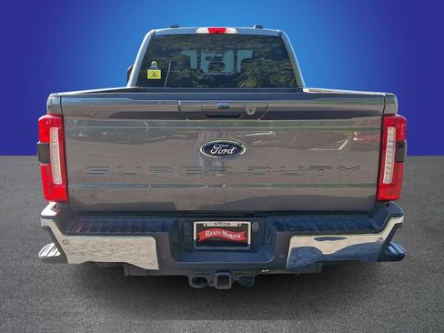Used 2024 Ford F250 Lariat w/ FX4 Off-Road Package AWD/4WD image 5