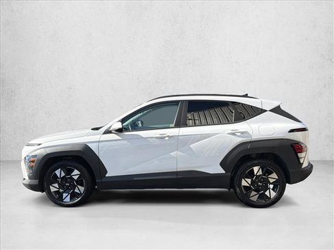 Used 2025 Hyundai Kona SEL FWD image 10