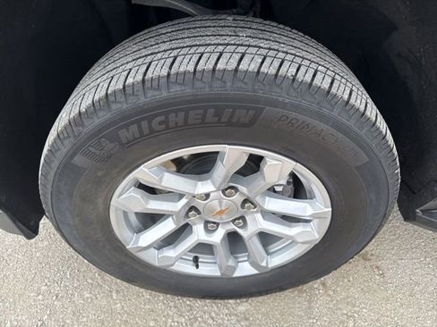 Used 2025 Chevrolet Tahoe LT AWD/4WD image 29