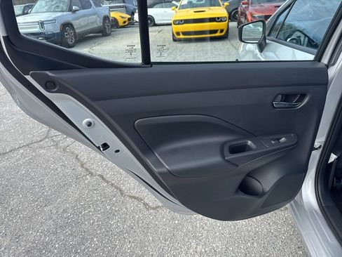 Used 2025 Nissan Versa SV image 24