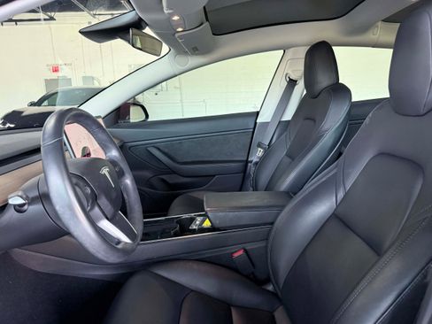 Used 2019 Tesla Model 3 Standard Range Plus RWD image 11
