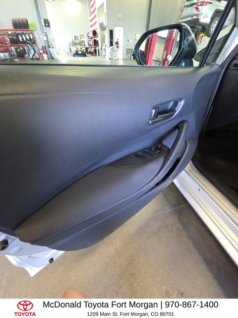 Used 2025 Toyota Corolla LE FWD image 13