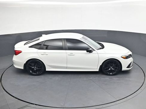 Used 2024 Honda Civic Sport image 25