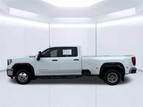 Used 2023 GMC Sierra 3500 Pro w/ Convenience Package AWD/4WD image 4