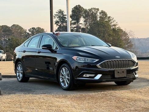 Used 2017 Ford Fusion Energi Platinum image 1