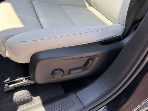 New 2026 Volvo XC40 B4 Plus w/ Climate Package FWD image 14