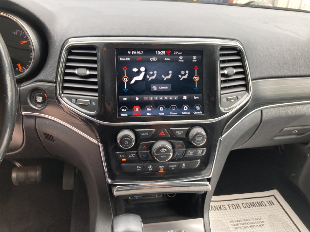 Used 2021 Jeep Grand Cherokee Limited AWD/4WD image 23