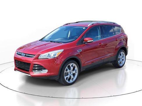 Used 2013 Ford Escape Titanium w/ Parking Technology Pkg AWD/4WD image 2