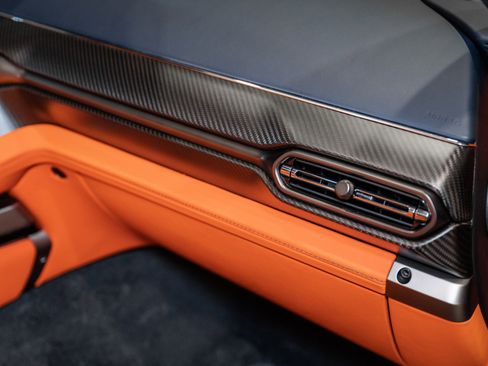 New 2026 Aston Martin Vanquish Convertible image 18