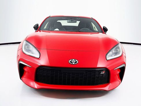 New 2026 Toyota GR86 Premium w/ Performance Package RWD image 2