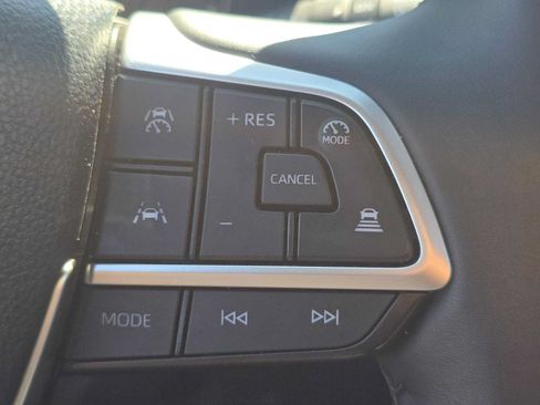 Certified 2026 Toyota Grand Highlander FWD image 31
