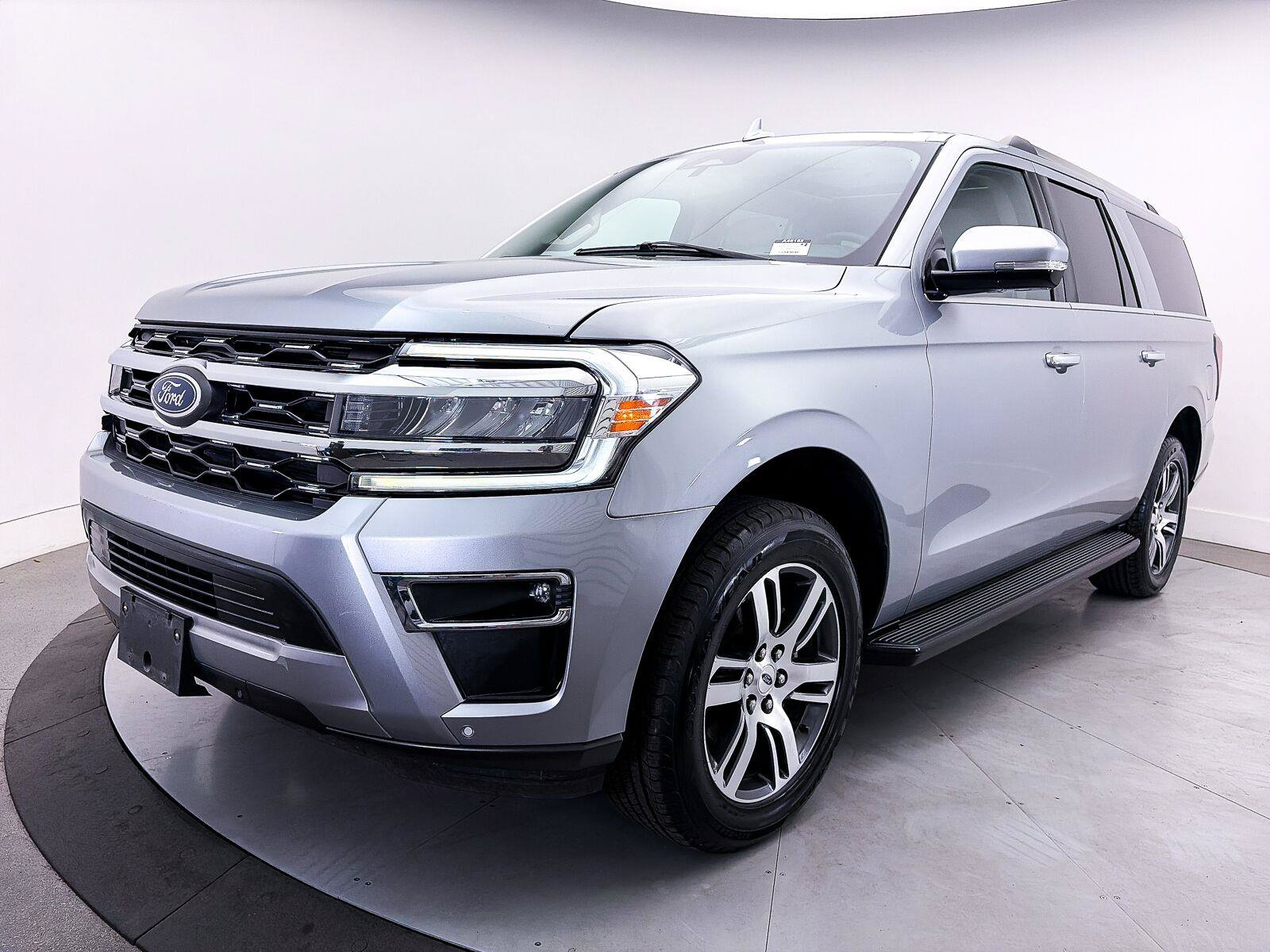 Used 2024 Ford Expedition Max Limited AWD/4WD image 15