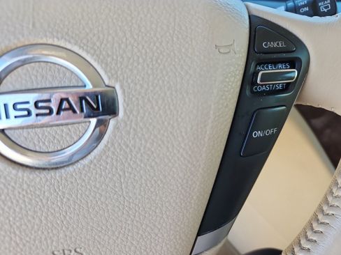 Used 2015 Nissan Quest SV FWD image 22