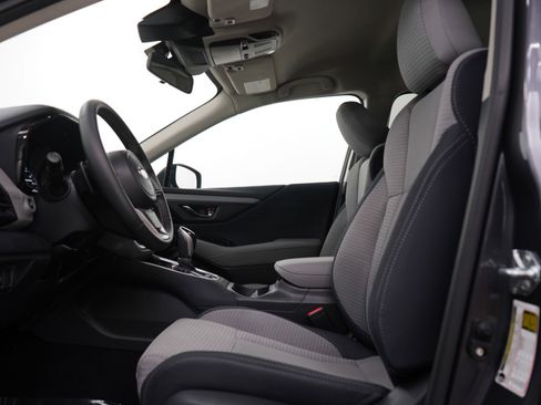 Used 2025 Subaru Outback Premium image 21