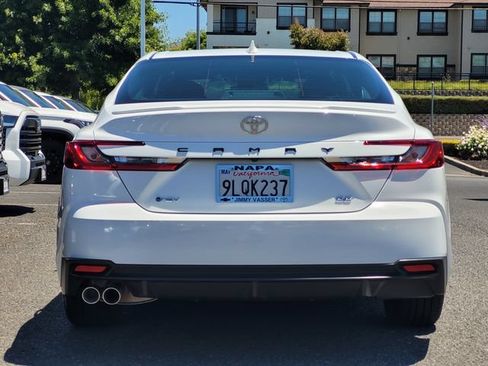 Certified 2025 Toyota Camry SE w/ Convenience Package FWD image 7