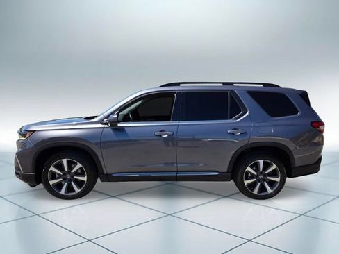 Certified 2023 Honda Pilot Touring image 9