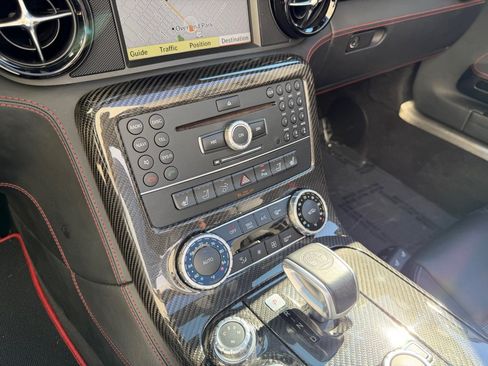Used 2014 Mercedes-Benz SLS AMG GT Roadster image 19