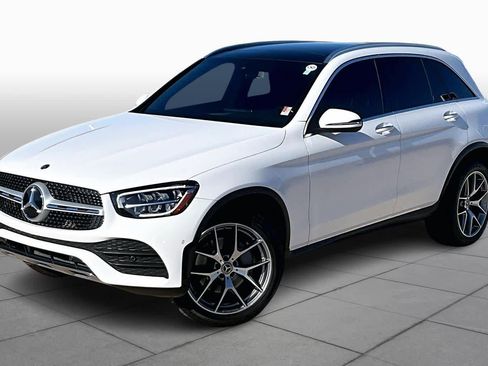 Used 2021 Mercedes-Benz GLC 300 image 3