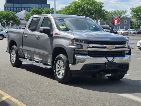 Used 2020 Chevrolet Silverado 1500 LT w/ All-Star Edition AWD/4WD image 3